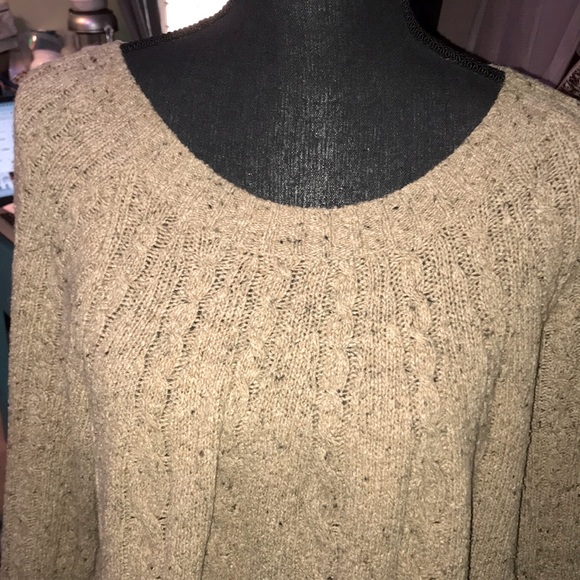 #335-J.Jill (S)Knit long sleeve oversized sweater in excellent shape - Picture 4 of 11